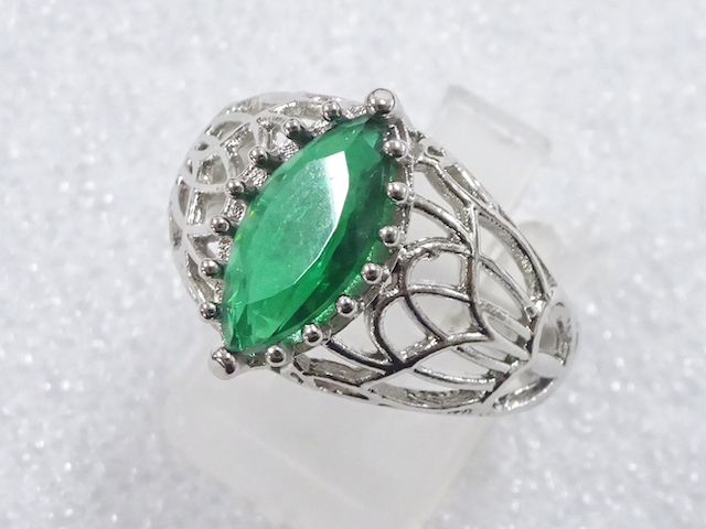 JAPANESE KIMONO / ANTIQUE COLORED STONE RING (SIZE 17.5)